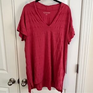 VINTAGE Soft Surroundings Women's Short Sleeve V-Neck Top in Red